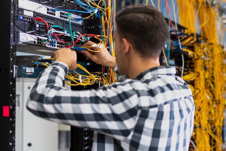 Structure cabling services