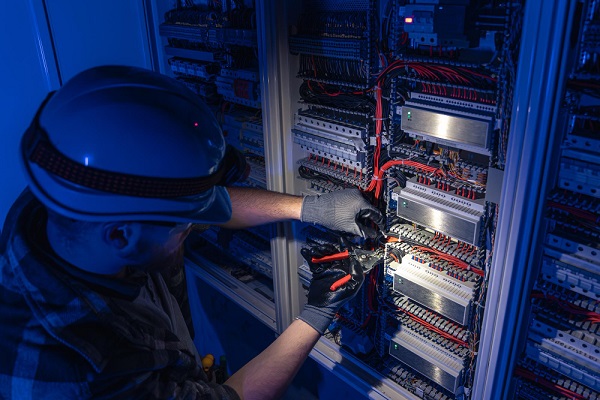 Structure cabling services